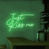 kiss me green